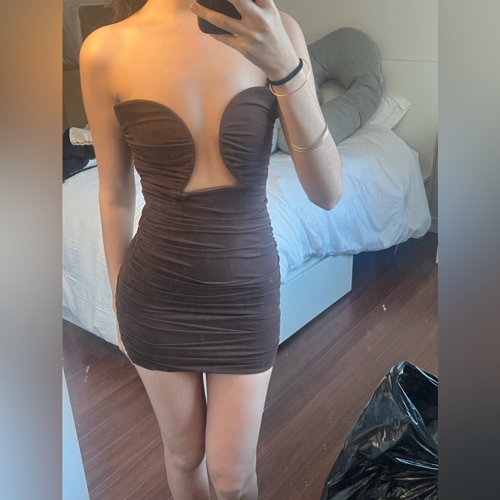L’Eau deep cutout dress
